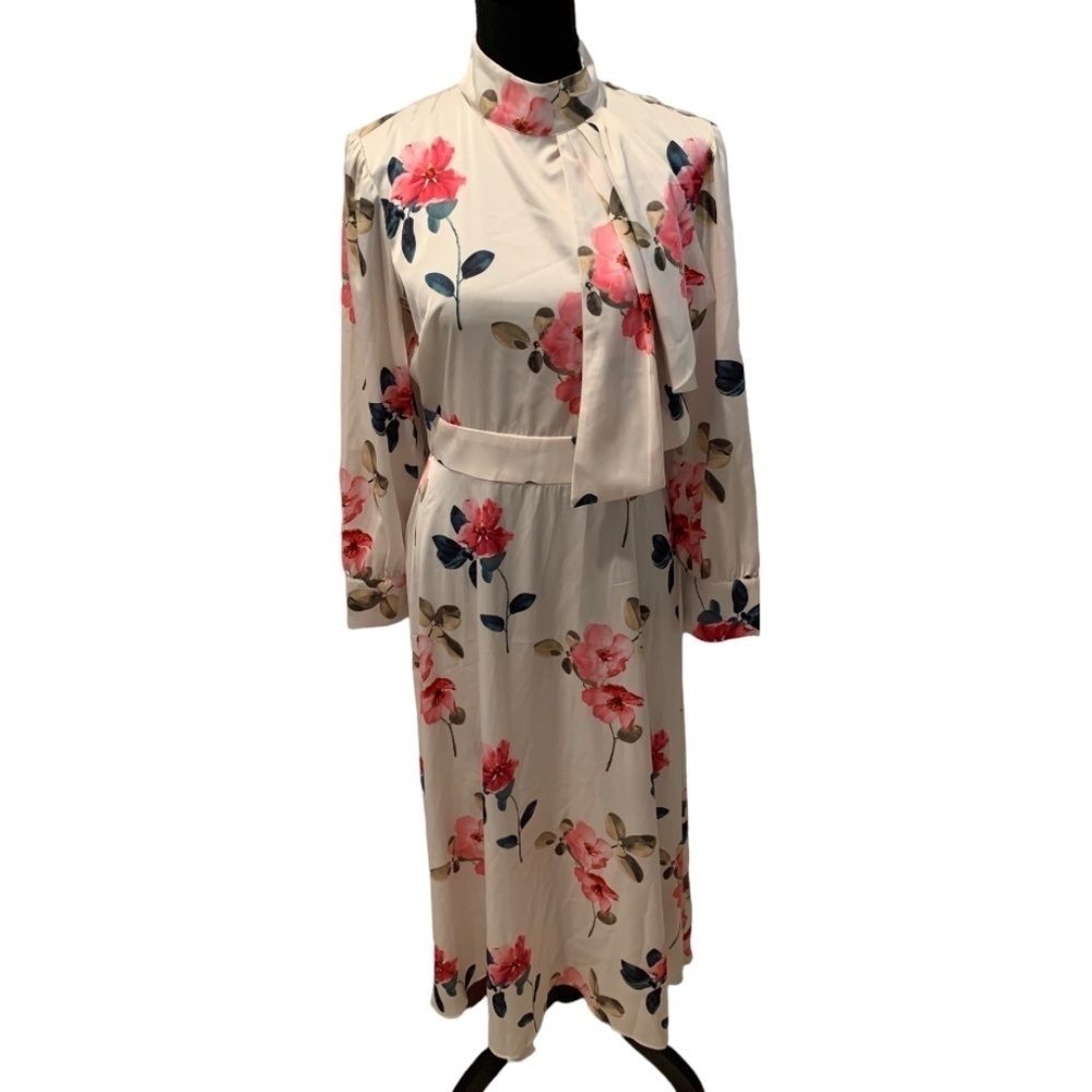 Alexia Admor Brooklyn Midi Fit & Flare Dress in Large Florals size 6 NWT